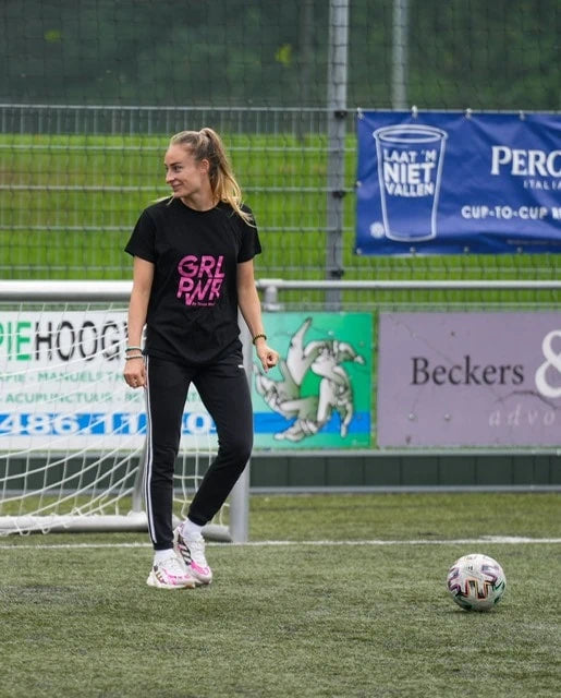 GRLPWR t-shirt (zwart)